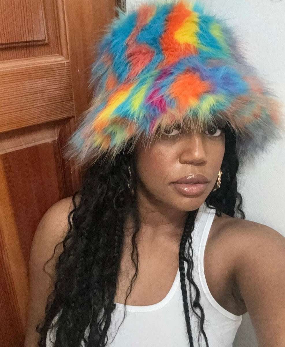 LucyFluffy Warm Faux Fox Fur Bucket Hat 
 
This perfect for accessoring your outfit a concerts, festivals!!LucyFemme FineryyFemme Fineryy