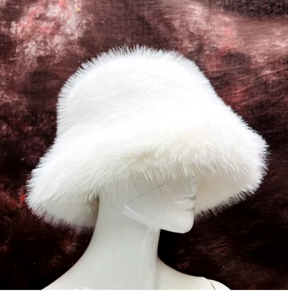 LucyFluffy Warm Faux Fox Fur Bucket Hat 
 
This perfect for accessoring your outfit a concerts, festivals!!LucyFemme FineryyFemme Fineryy